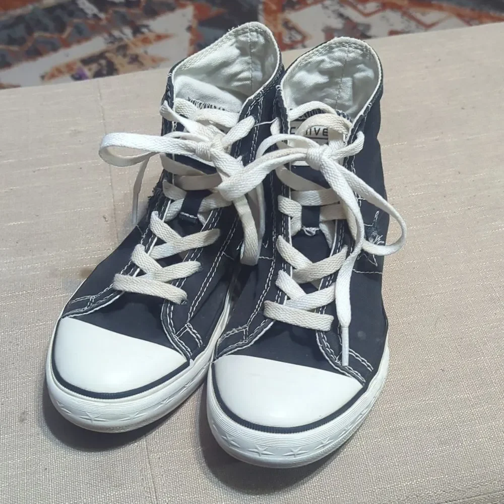 vintage 2004 Converse One Star‎ Junior hi top sneakers
